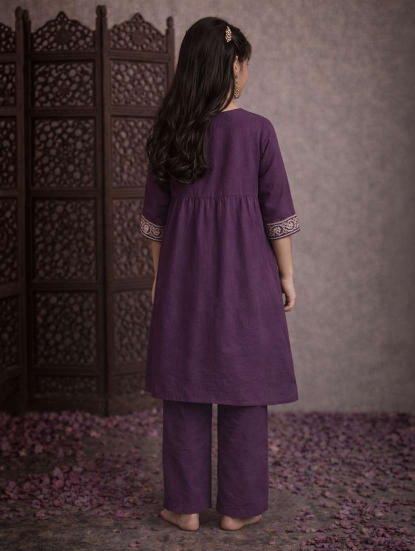 girl purple silk blend kurta pant set suit set - 22463267 -  Standard Image - 4