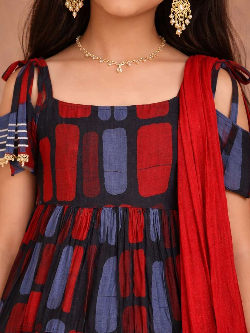girl cotton kurta salwar set suit set - 22463276 -  Standard Image - 1
