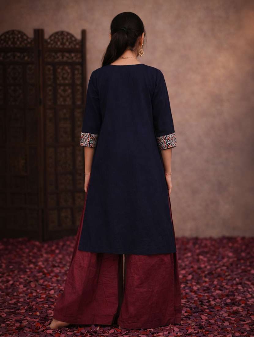 Girl Cotton Straight Kurti - 22463290 -  Standard Image - 4