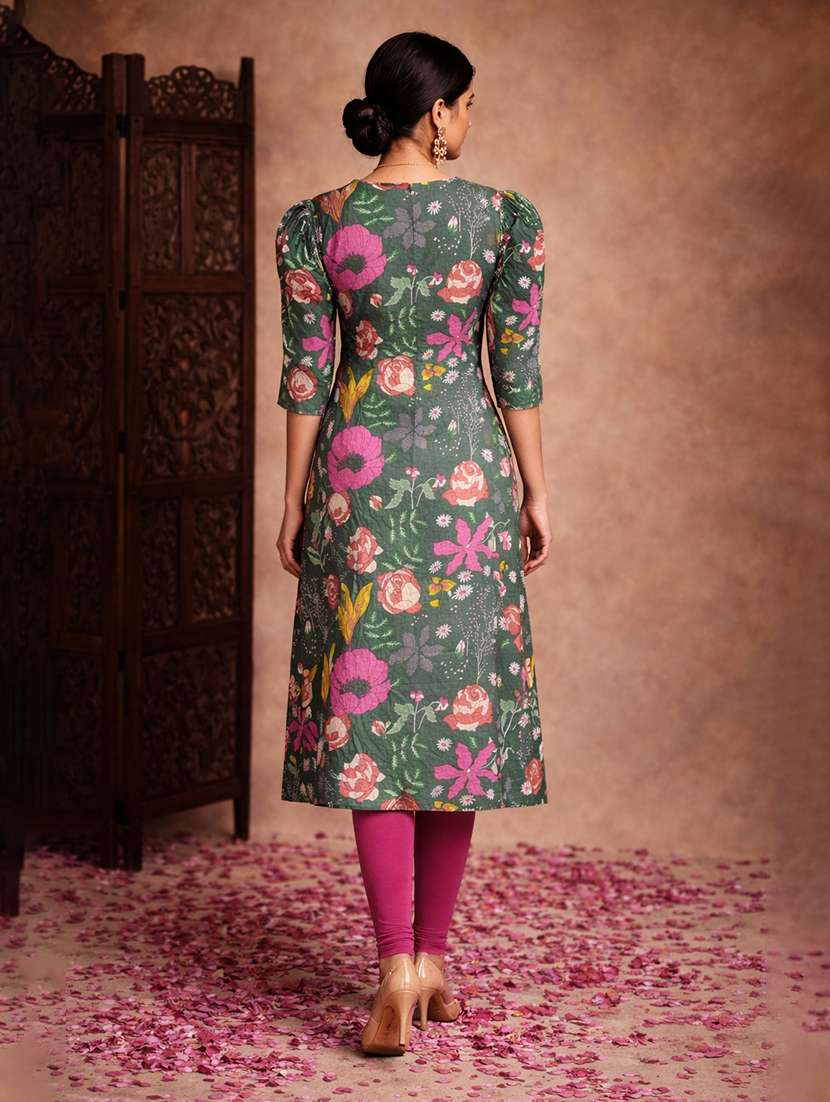 women green cotton straight kurti - 22463399 -  Standard Image - 4