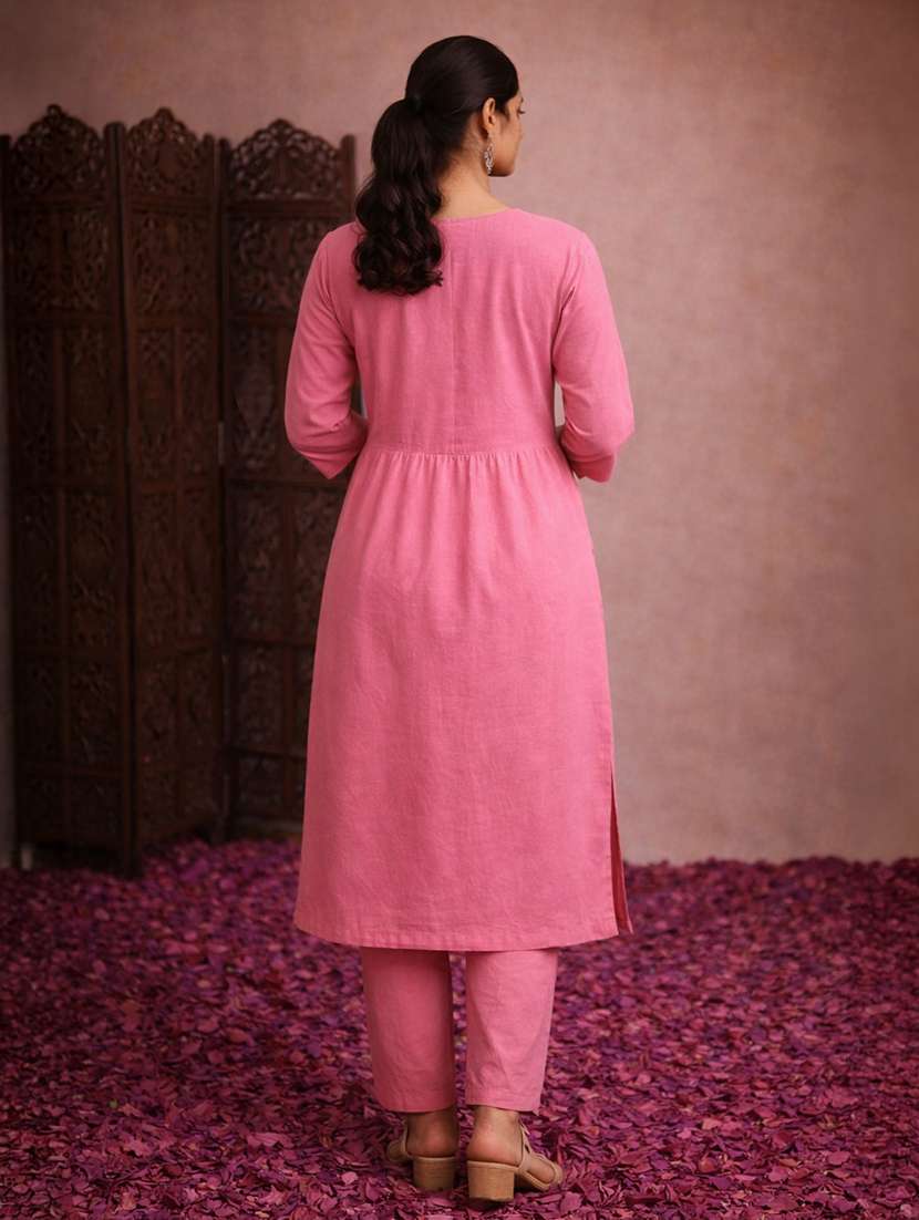 women pink cotton straight kurti - 22463405 -  Standard Image - 4