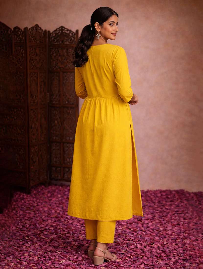 women yellow cotton straight kurti - 22463407 -  Standard Image - 4