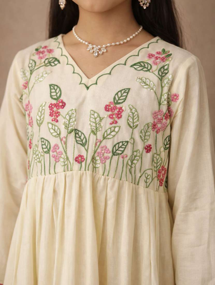 girl cream cotton kurta pant set suit set - 22463415 -  Standard Image - 1