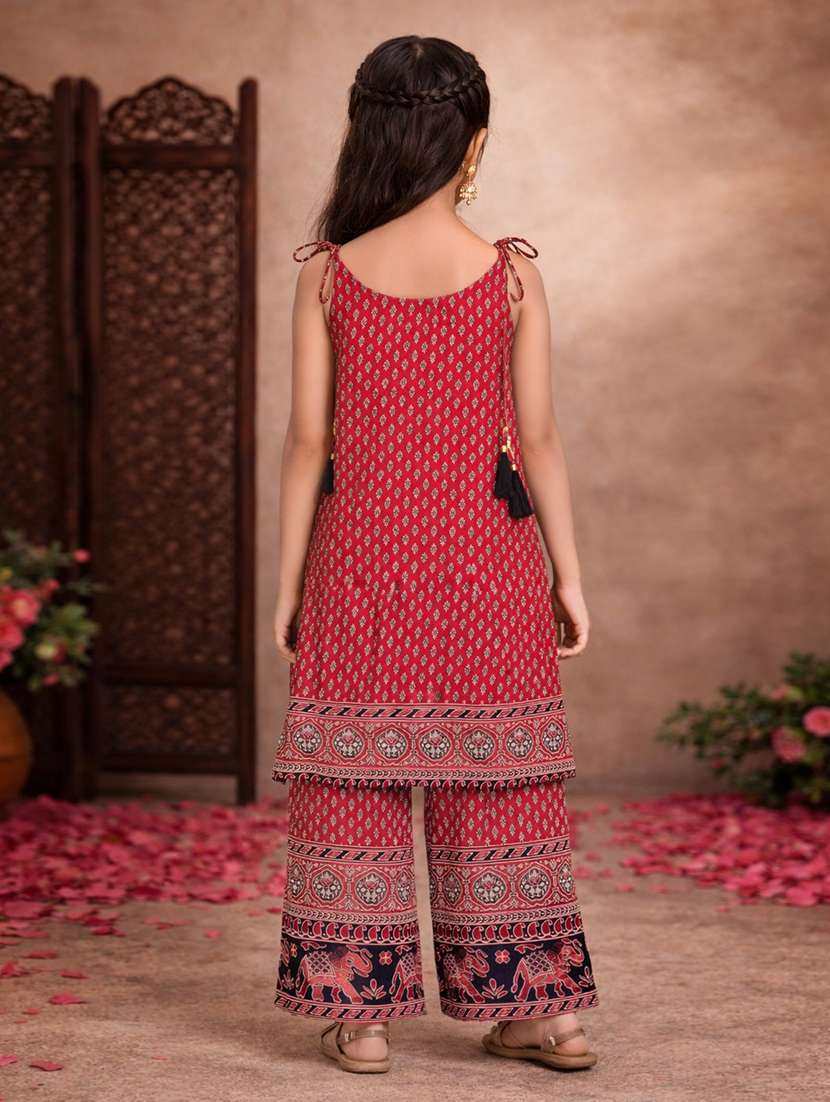 girls maroon cotton kurta palazzo set suit set - 22463420 -  Standard Image - 4