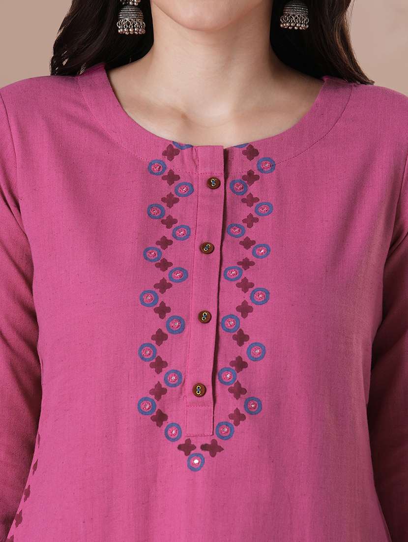 women three quarter sleeve straight kurta - 22463475 -  Standard Image - 1