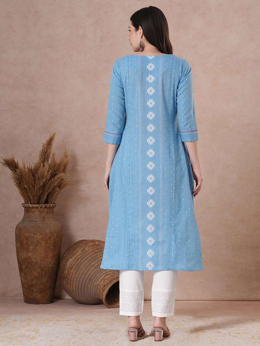 women three quarter sleeve a-line kurta - 22463482 -  Standard Image - 4