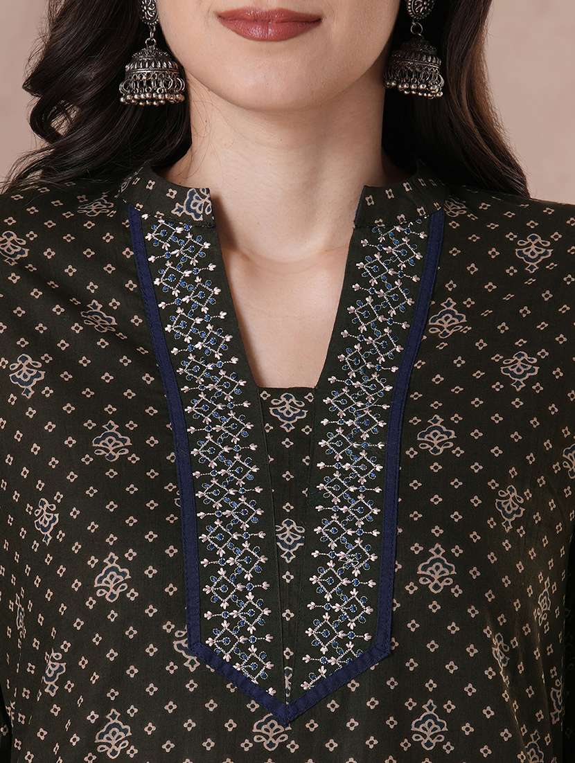 women black kurta dupatta set - 22463501 -  Standard Image - 1