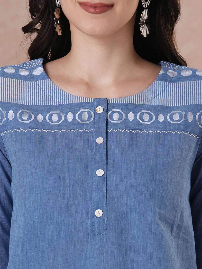 women geometric blue cotton regular top - 22463512 -  Standard Image - 1