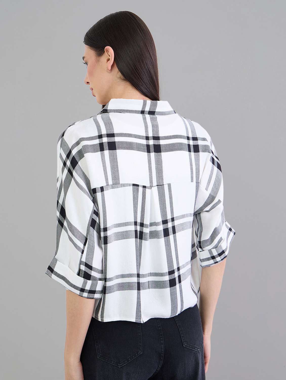 white viscose crop shirt - 22463550 -  Standard Image - 4