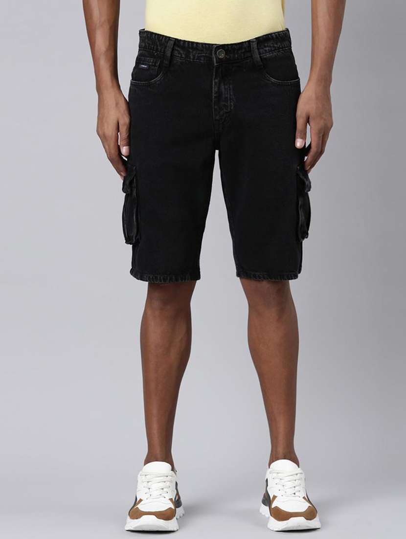 men blue denim cargo short