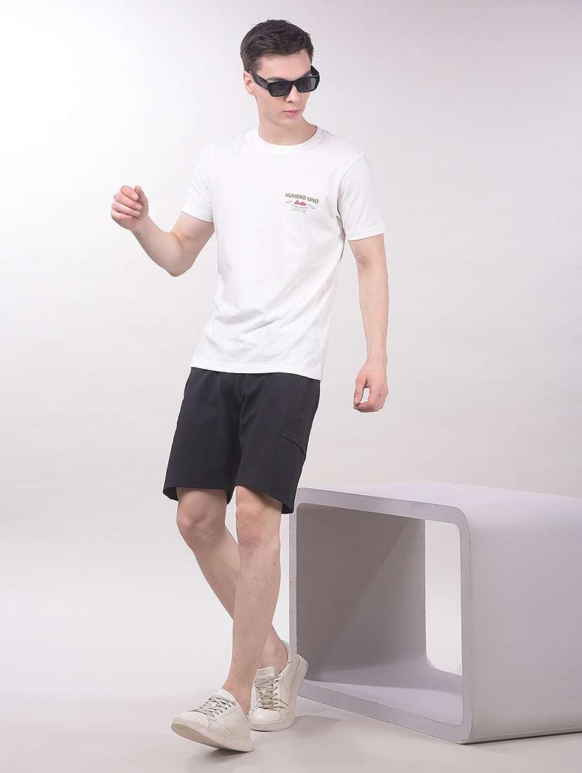 Men Solid Mid Rise Regular Fit Sport Shorts - 22465227 -  Standard Image - 6