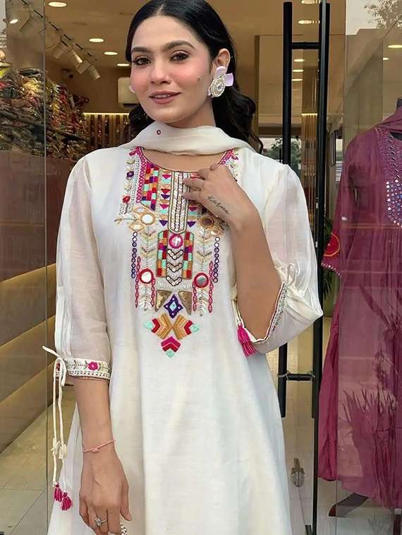 women self design cream kurta dupatta set - 22466323 -  Standard Image - 1