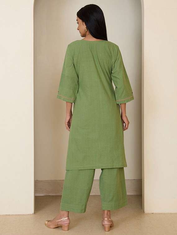 women green  self design kurta dupatta set - 22466345 -  Standard Image - 4