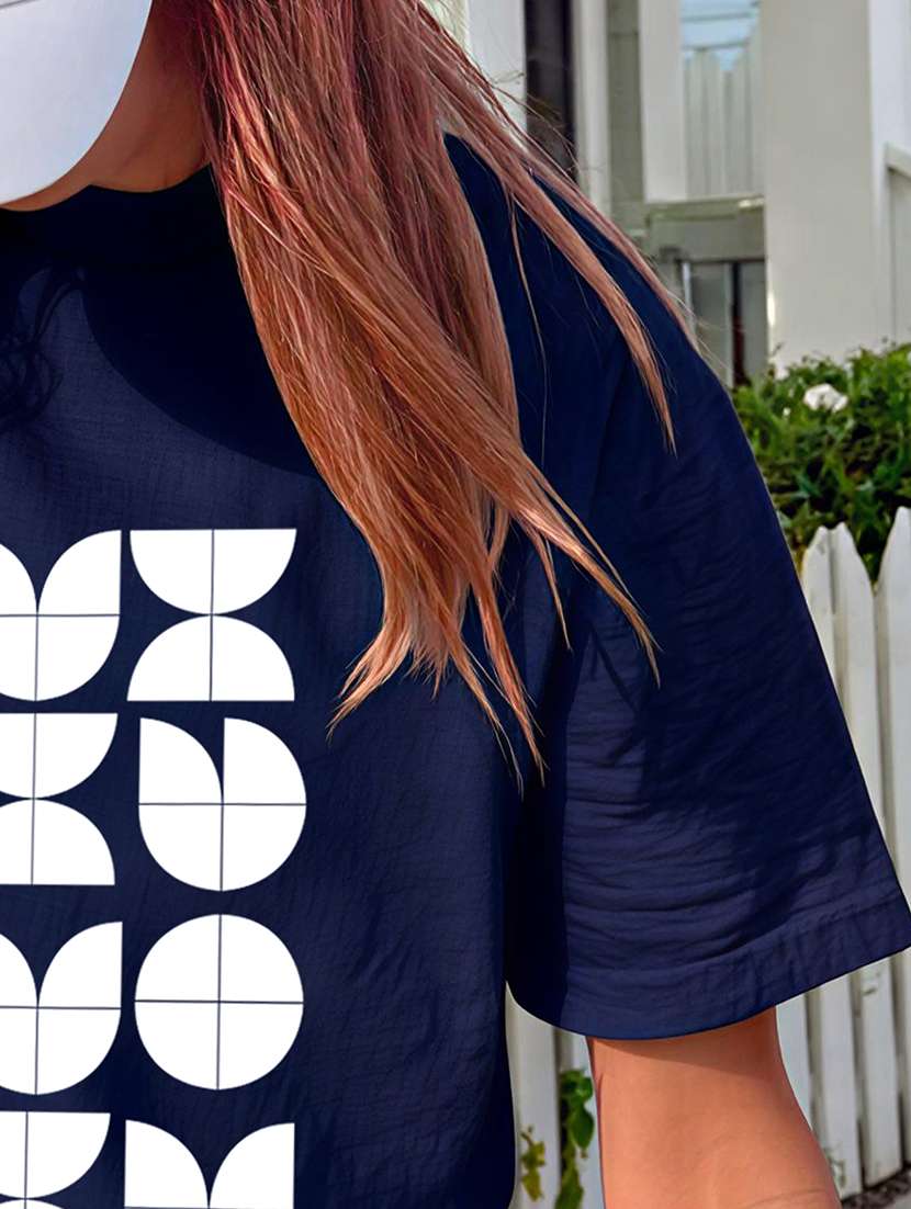 women printed short sleeve oversized t-shirt - 22466852 -  Standard Image - 4