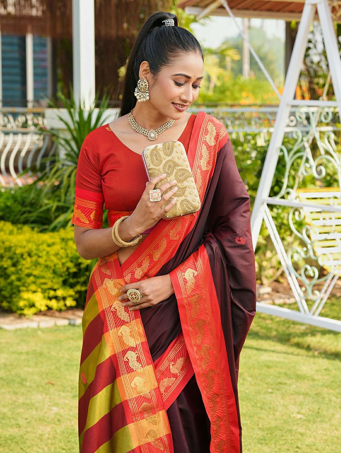 Women Self Designed Saree With Attached Blouse With Blouse - 22467536 -  Standard Image - 1