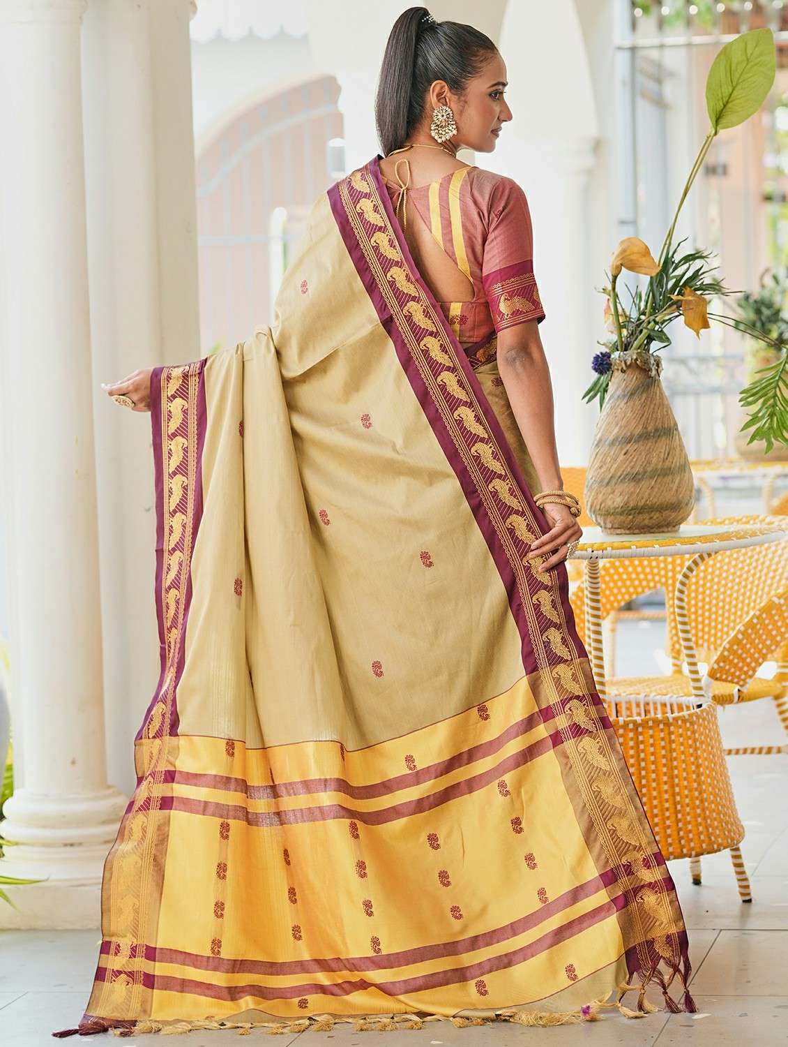 women self designed saree with attached blouse with blouse - 22467537 -  Standard Image - 4