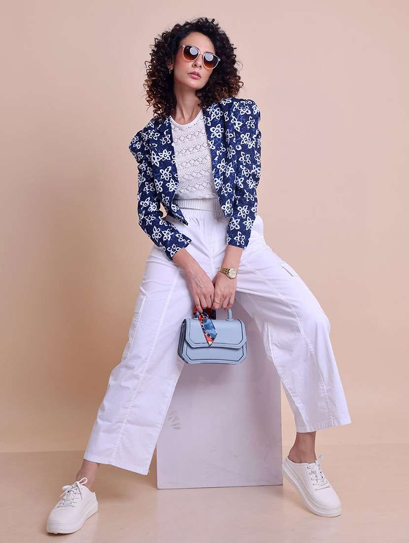 women floral blue cotton regular shacket - 22467587 -  Standard Image - 4