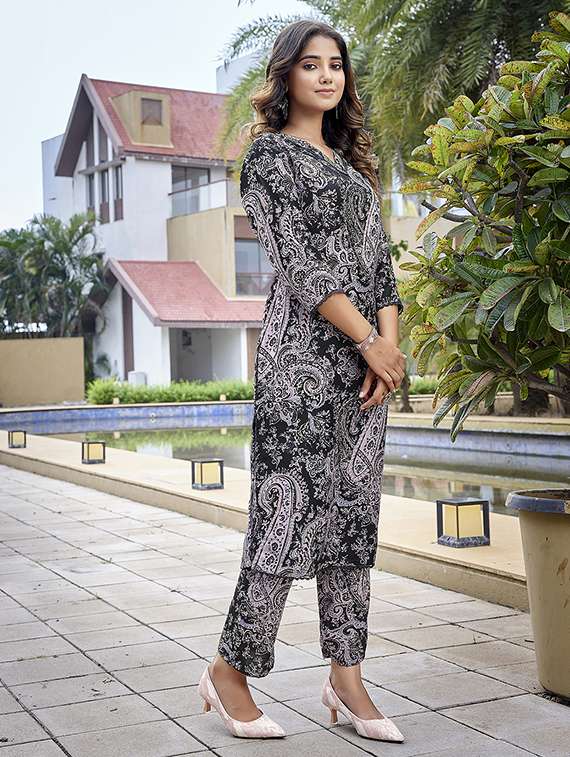 women black cotton blend top and trouser co-ord set - 22467638 -  Standard Image - 4