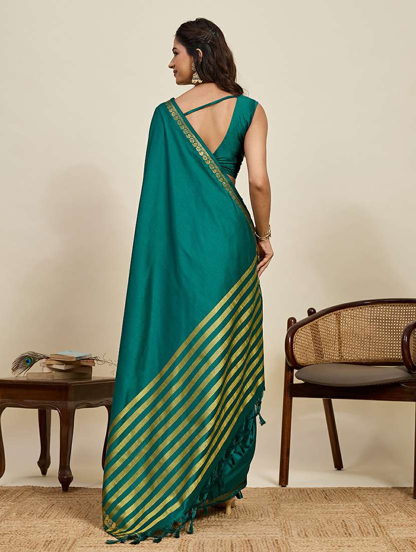 women turquoise embellished saree with blouse - 22467683 -  Standard Image - 4