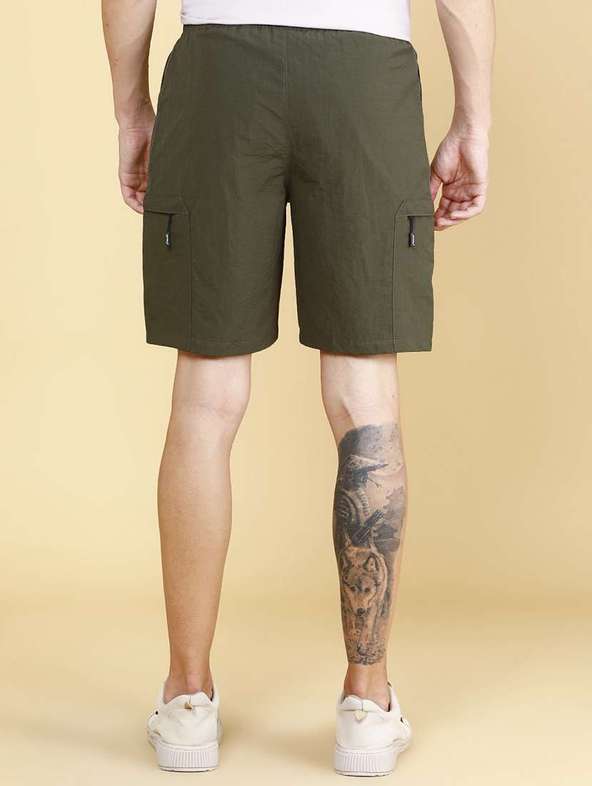 men solid mid rise regular fit shorts - 22468403 -  Standard Image - 4