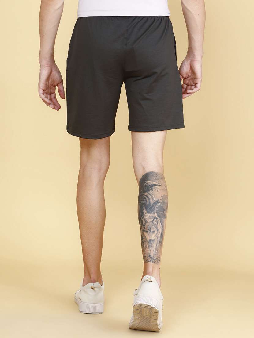 men solid mid rise regular fit shorts - 22468659 -  Standard Image - 4