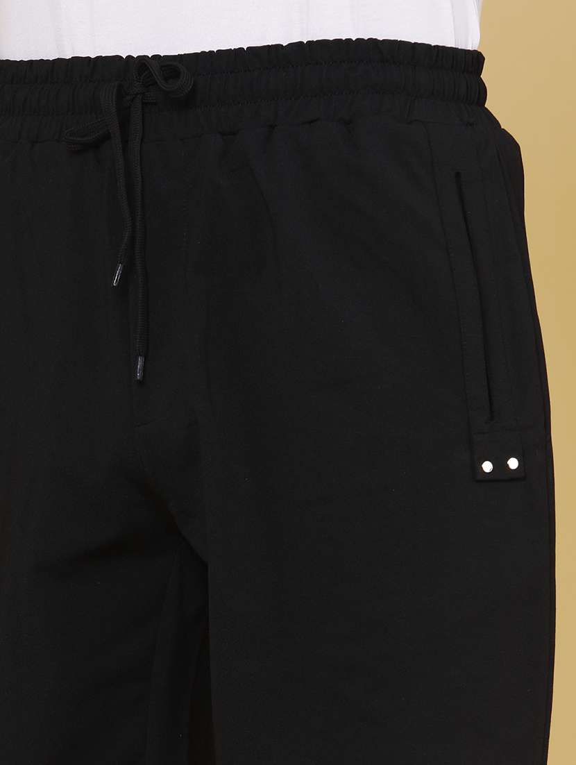 men solid mid rise regular fit sport shorts - 22468664 -  Standard Image - 1