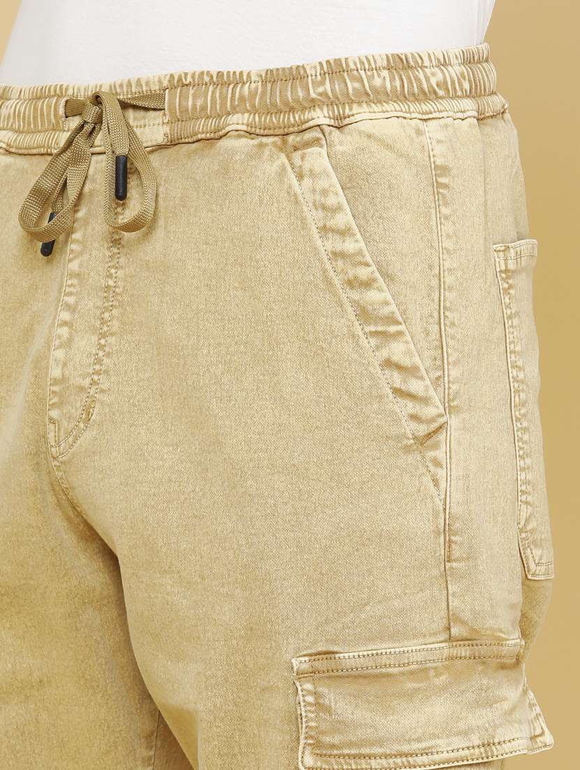 men solid mid rise regular fit cargo  - 22468832 -  Standard Image - 1