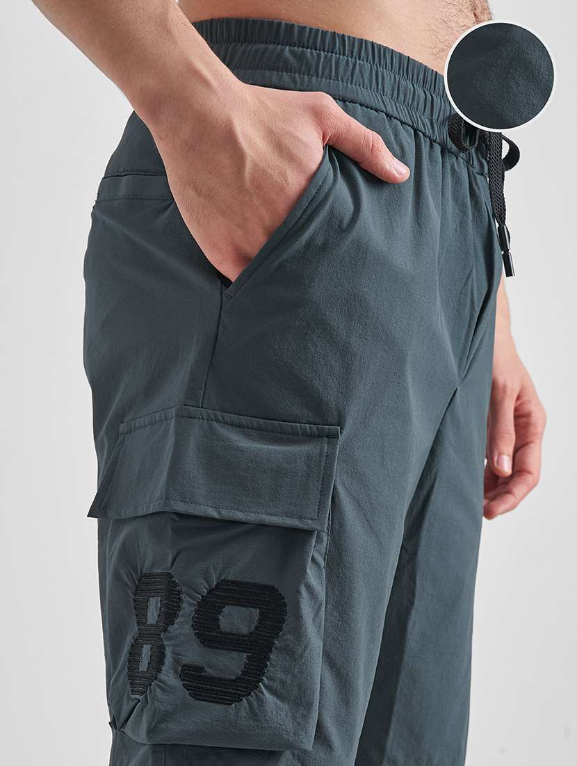 men solid mid rise cargo shorts - 22469194 -  Standard Image - 1