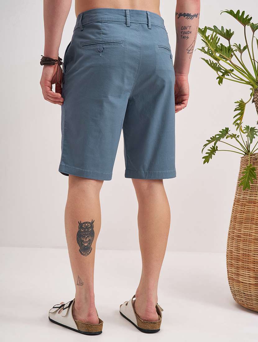 men solid mid rise shorts - 22469203 -  Standard Image - 4