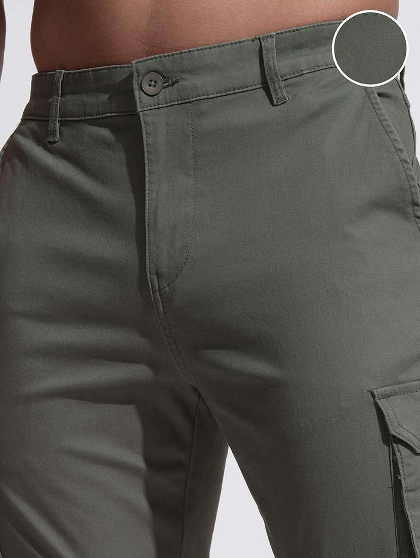 men solid mid rise regular fit cargo  - 22469523 -  Standard Image - 1