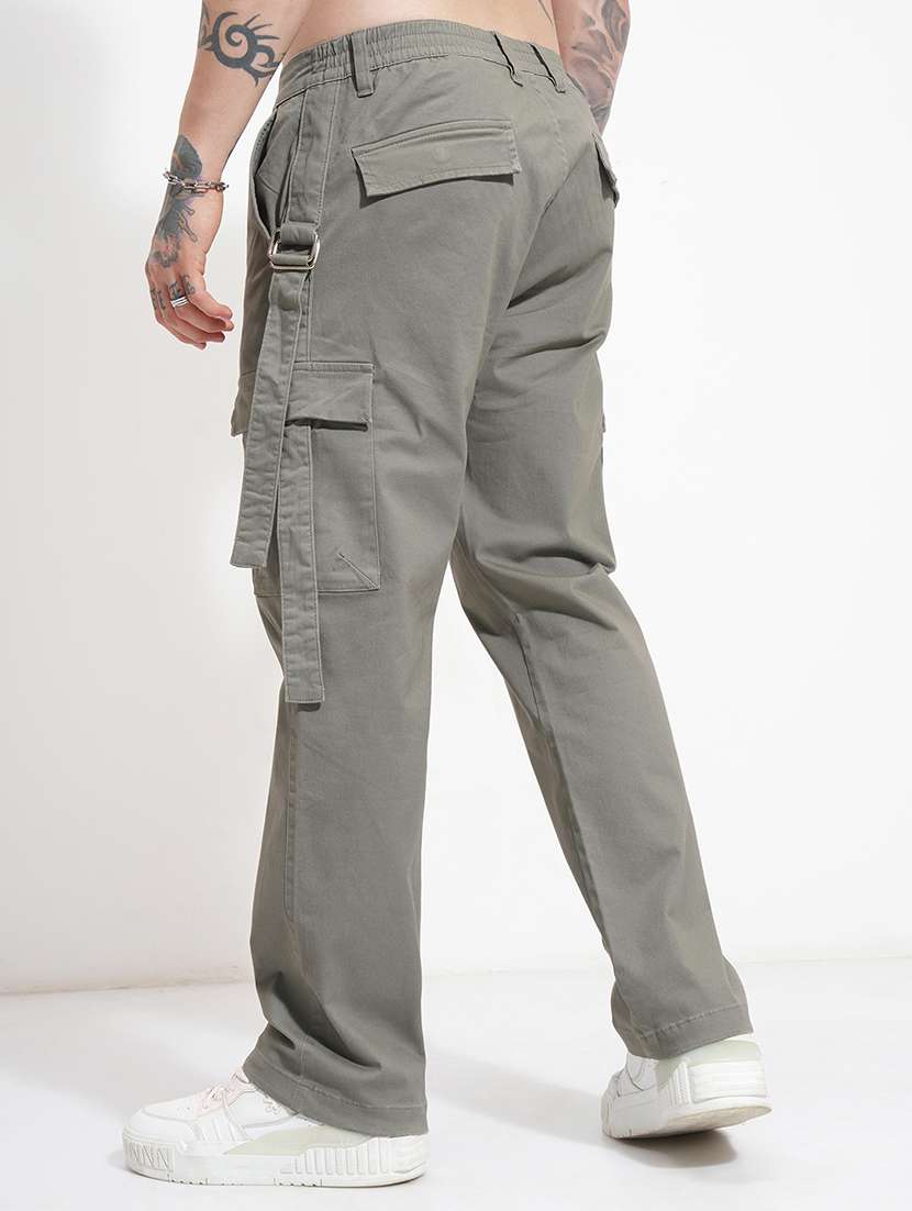 Men Solid Mid Rise Regular Fit Cargo - 22469538 -  Standard Image - 4