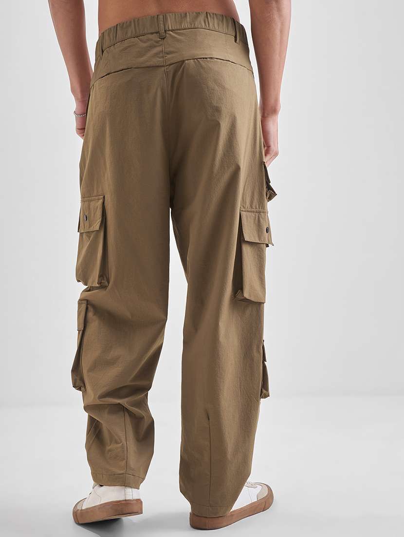 men solid mid rise baggy cargo - 22469557 -  Standard Image - 4