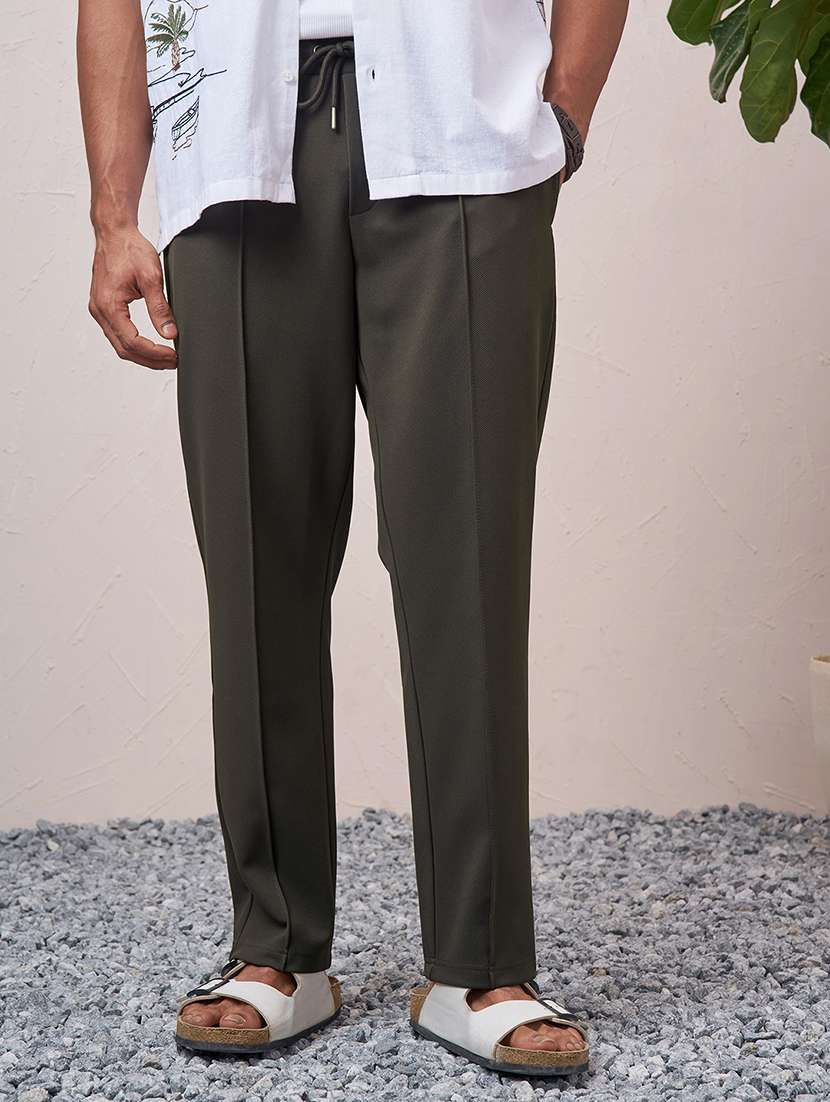 men solid mid rise full length track pant
