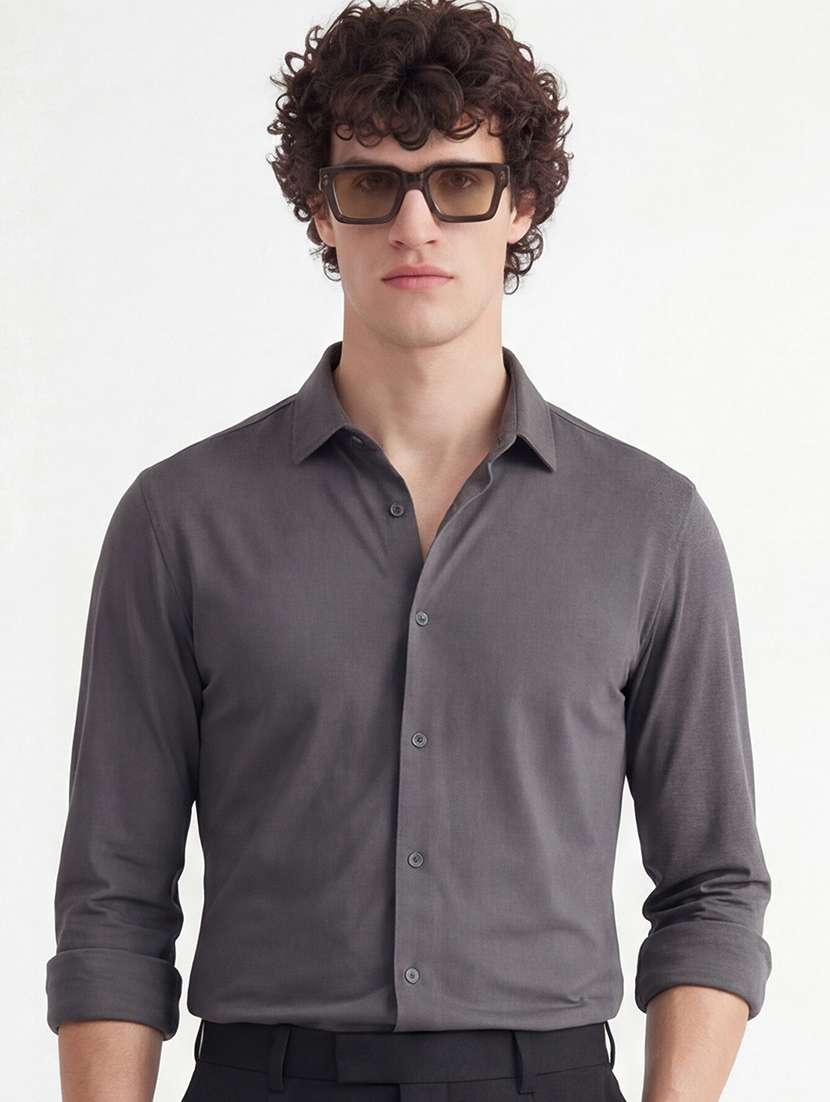 men collared long sleeve casual shirt