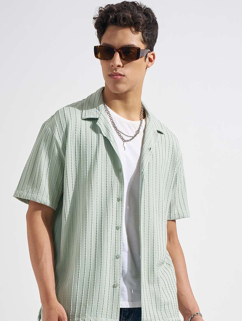 men self design short sleeve regular fit casual shirt
