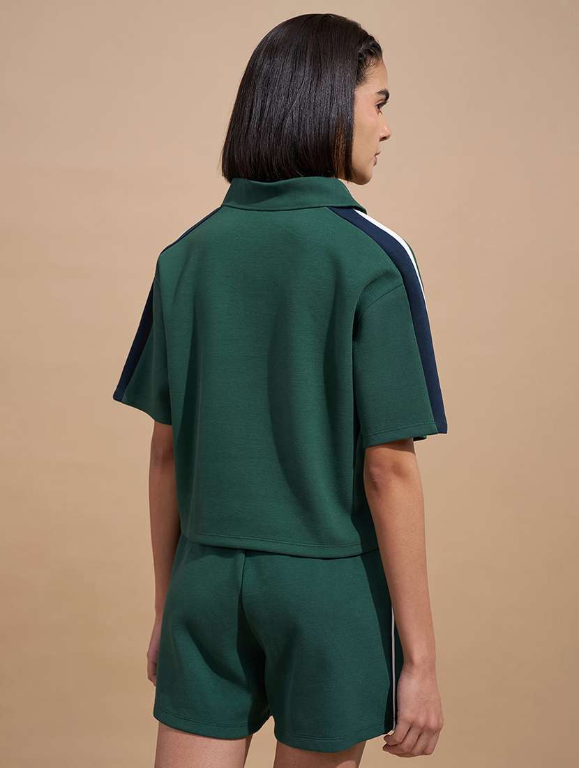 women solid green cotton regular t-shirt - 22470919 -  Standard Image - 4