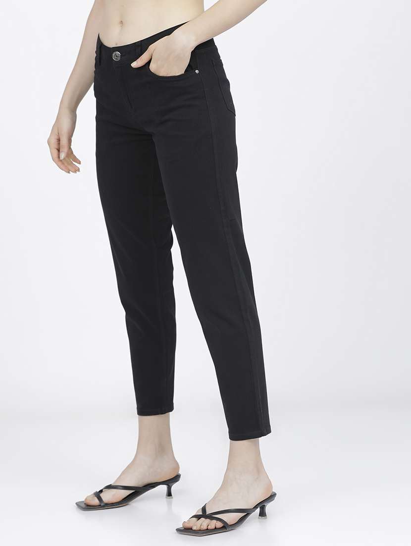 Women Black Cotton Chinos Trouser - 22471183 -  Standard Image - 4