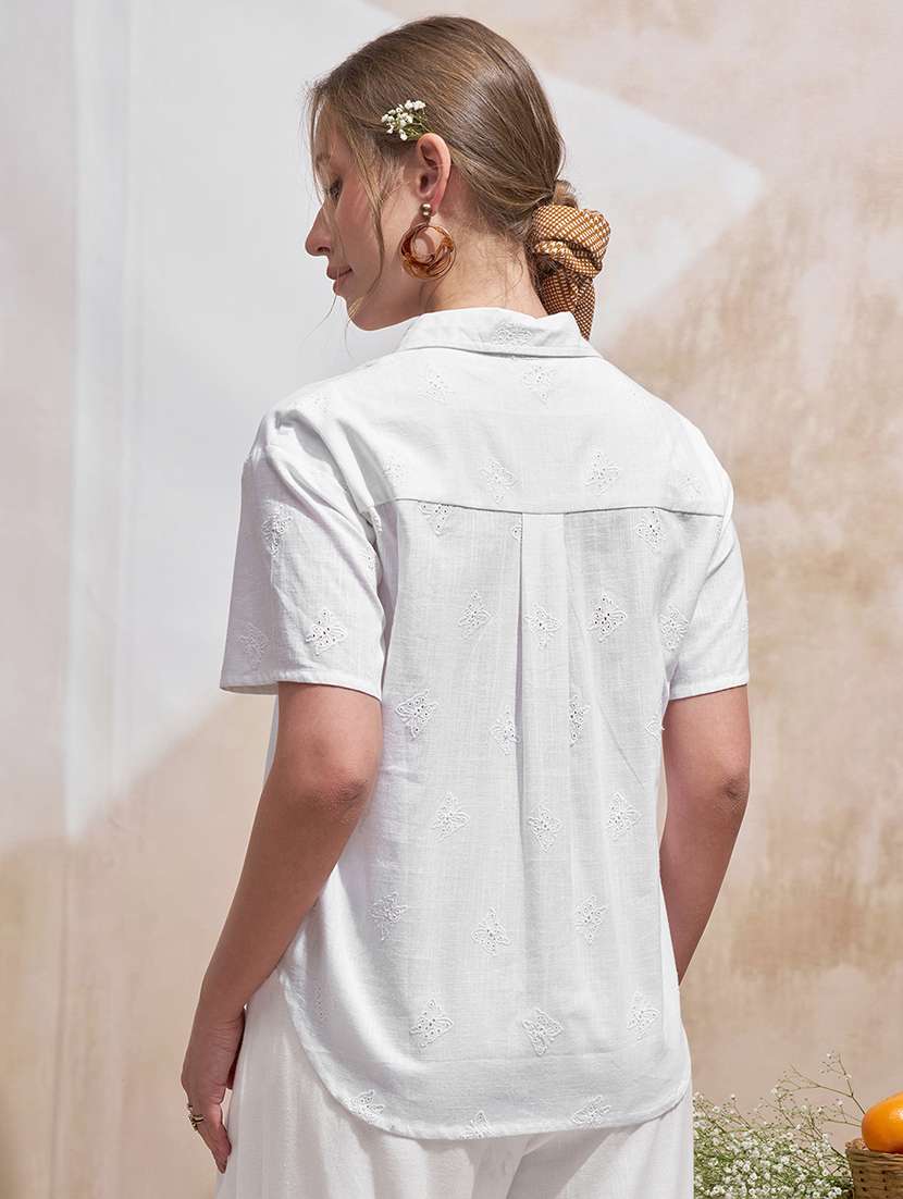 Women Solid Collared Short Sleeve Shirt - 22471247 -  Standard Image - 4