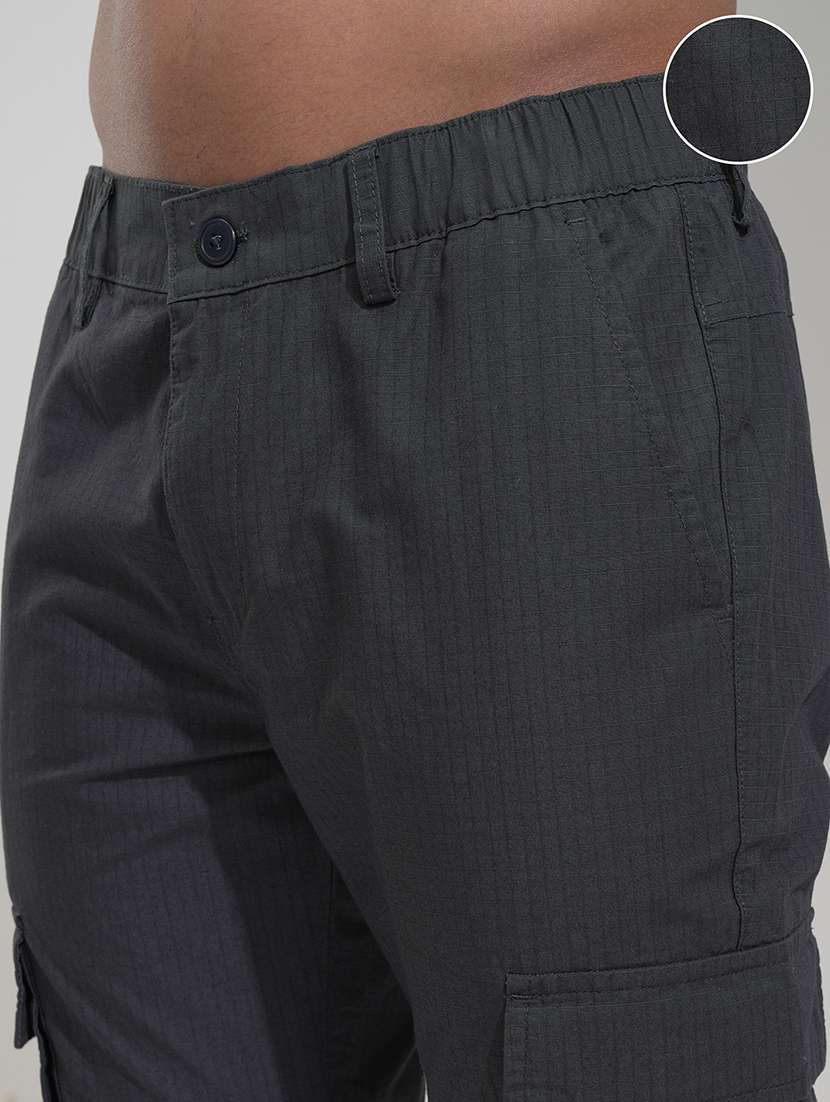 men black solid cargo - 22471296 -  Standard Image - 1