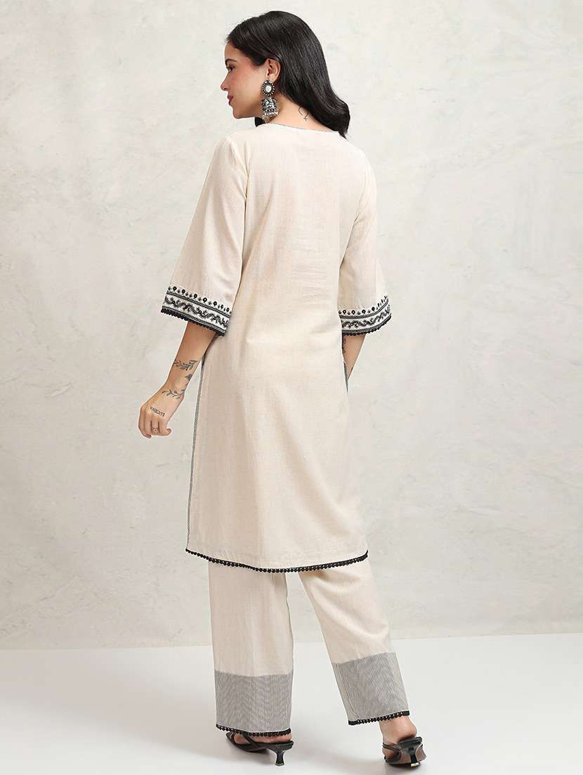 women white kurta pant set - 22471463 -  Standard Image - 4