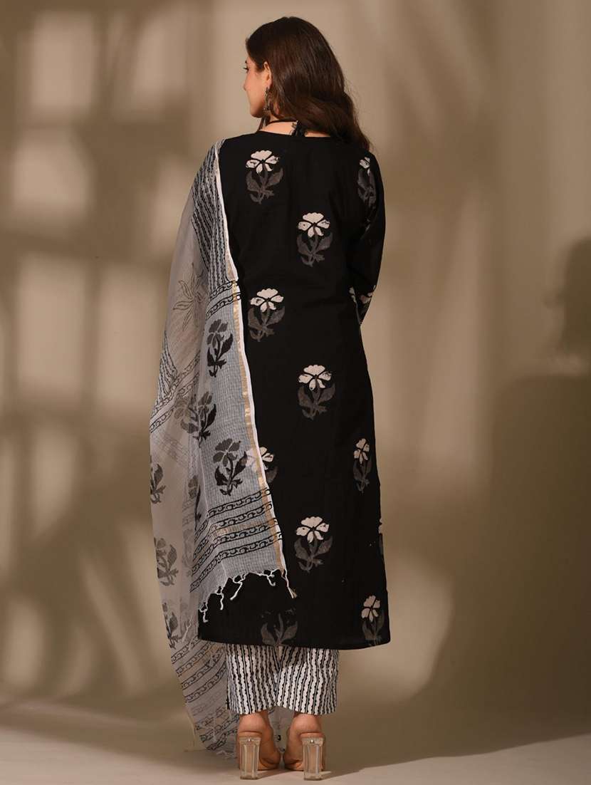 women  printed black suit set - 22471644 -  Standard Image - 4