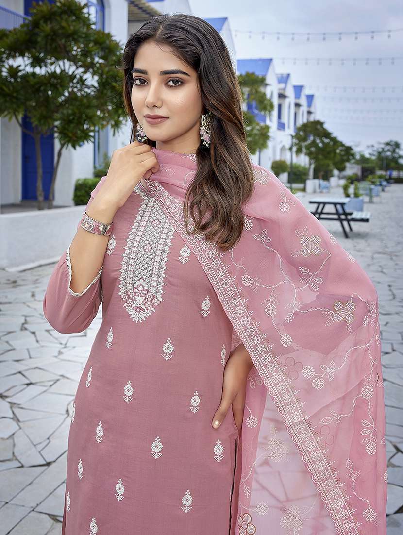 women mauve suit set - 22471675 -  Standard Image - 1