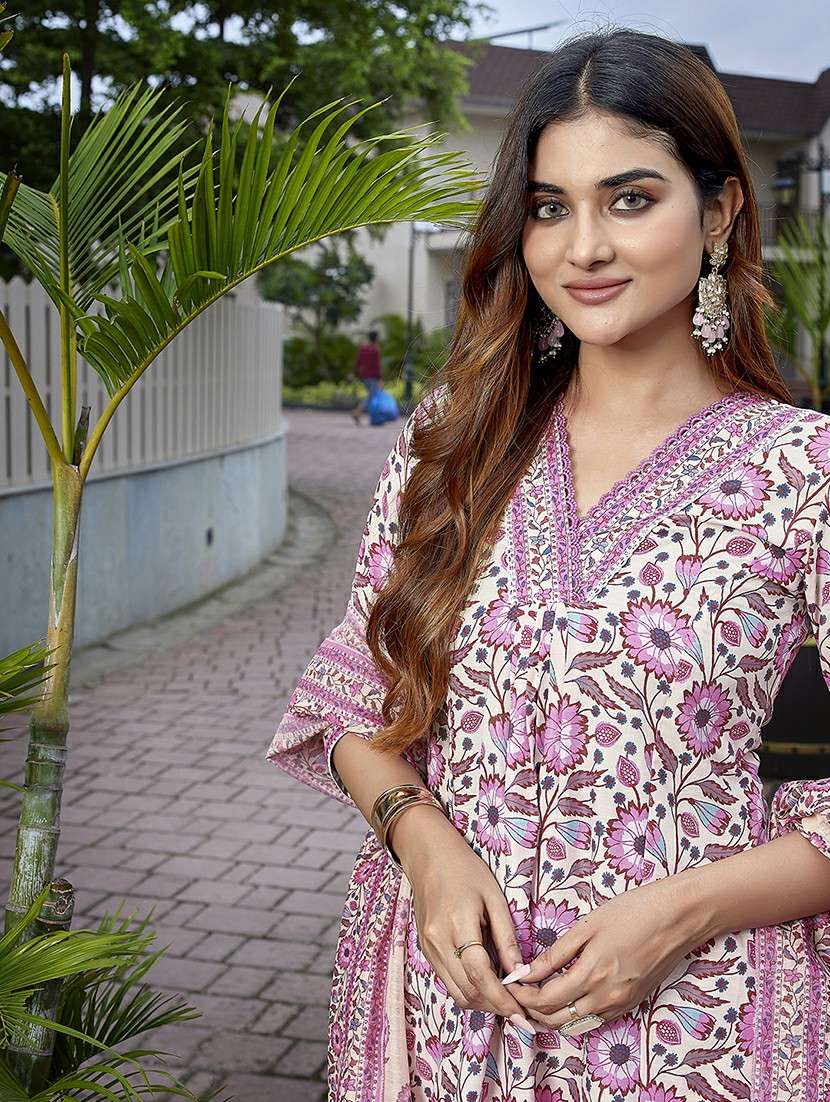 women self design pink suit set - 22471677 -  Standard Image - 1