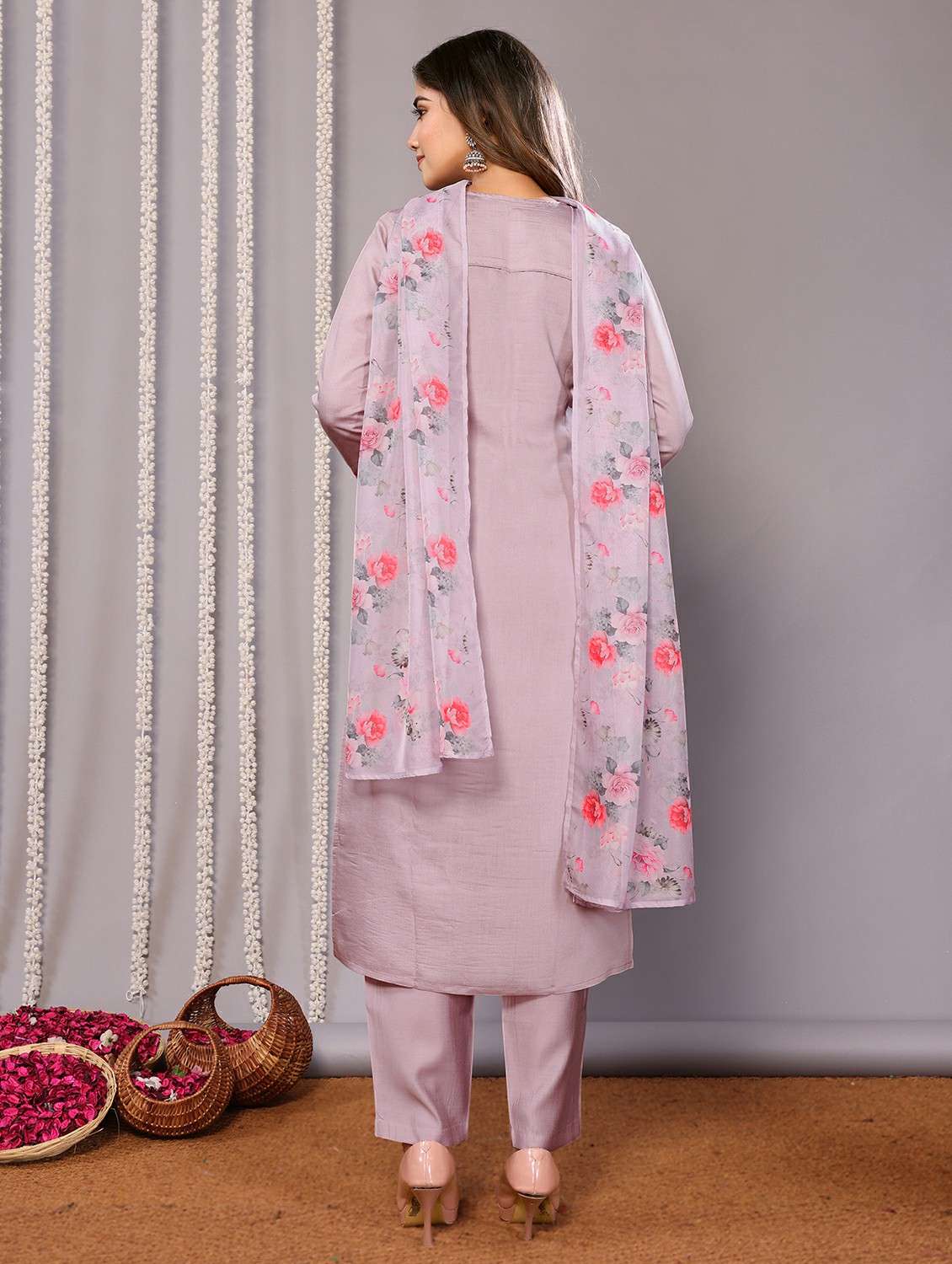women lavender suit set - 22471684 -  Standard Image - 4