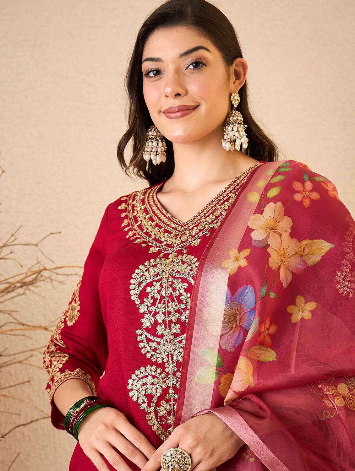 women maroon suit set - 22471737 -  Standard Image - 1