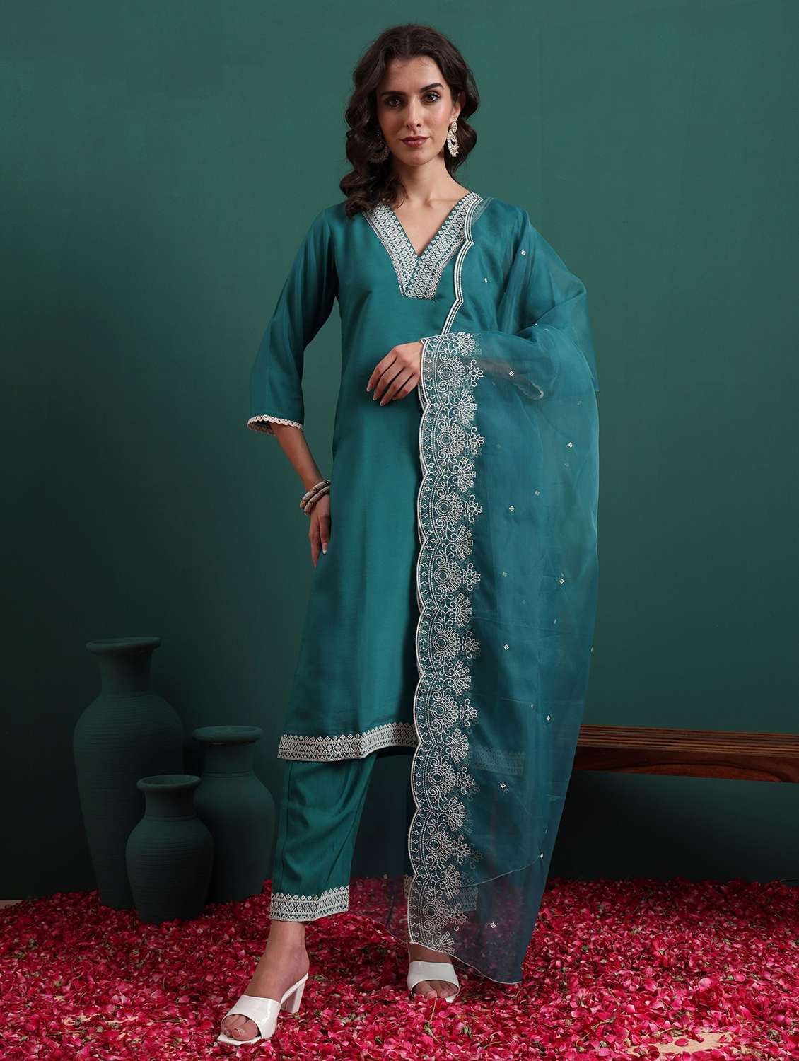 women green suit set