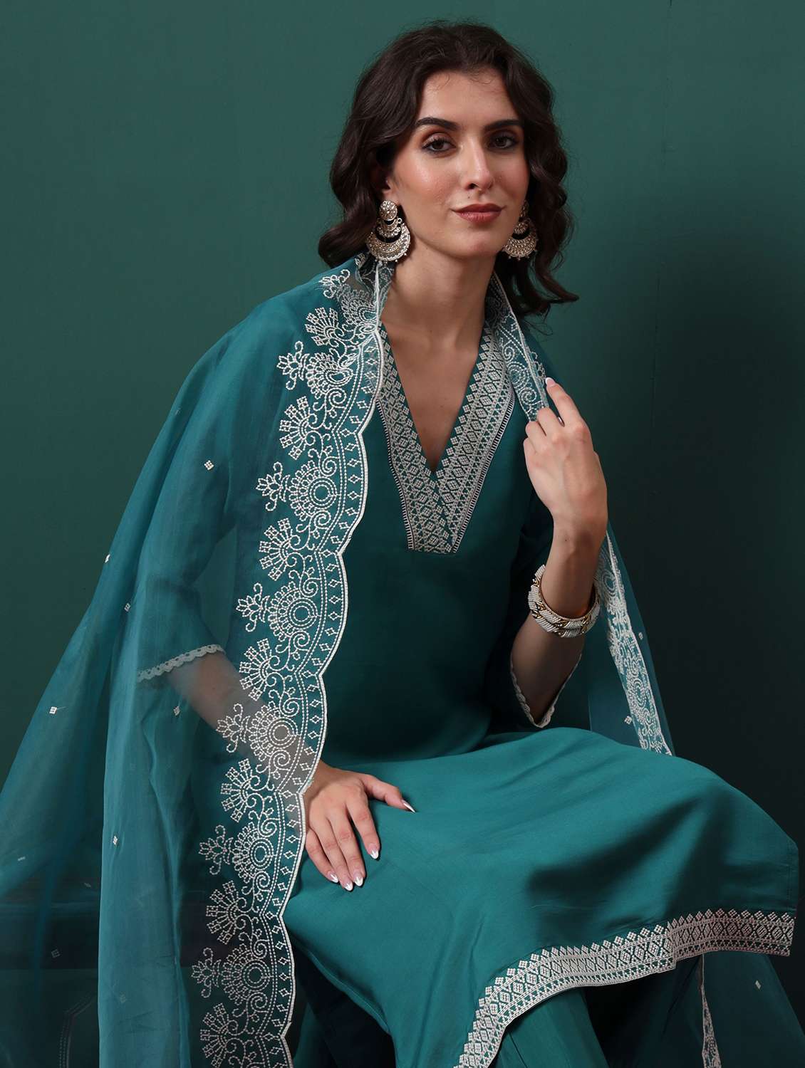 women green suit set - 22471766 -  Standard Image - 1