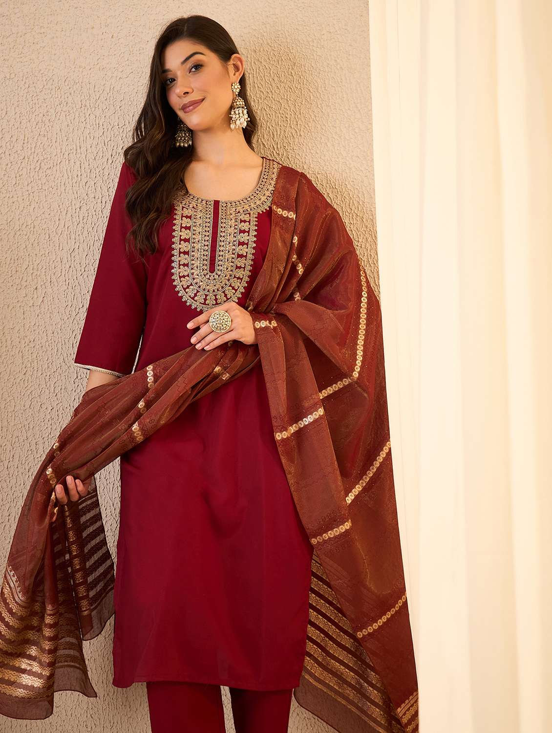women embroidered three quarter sleeves kurta pant set with dupatta - 22471779 -  Standard Image - 4