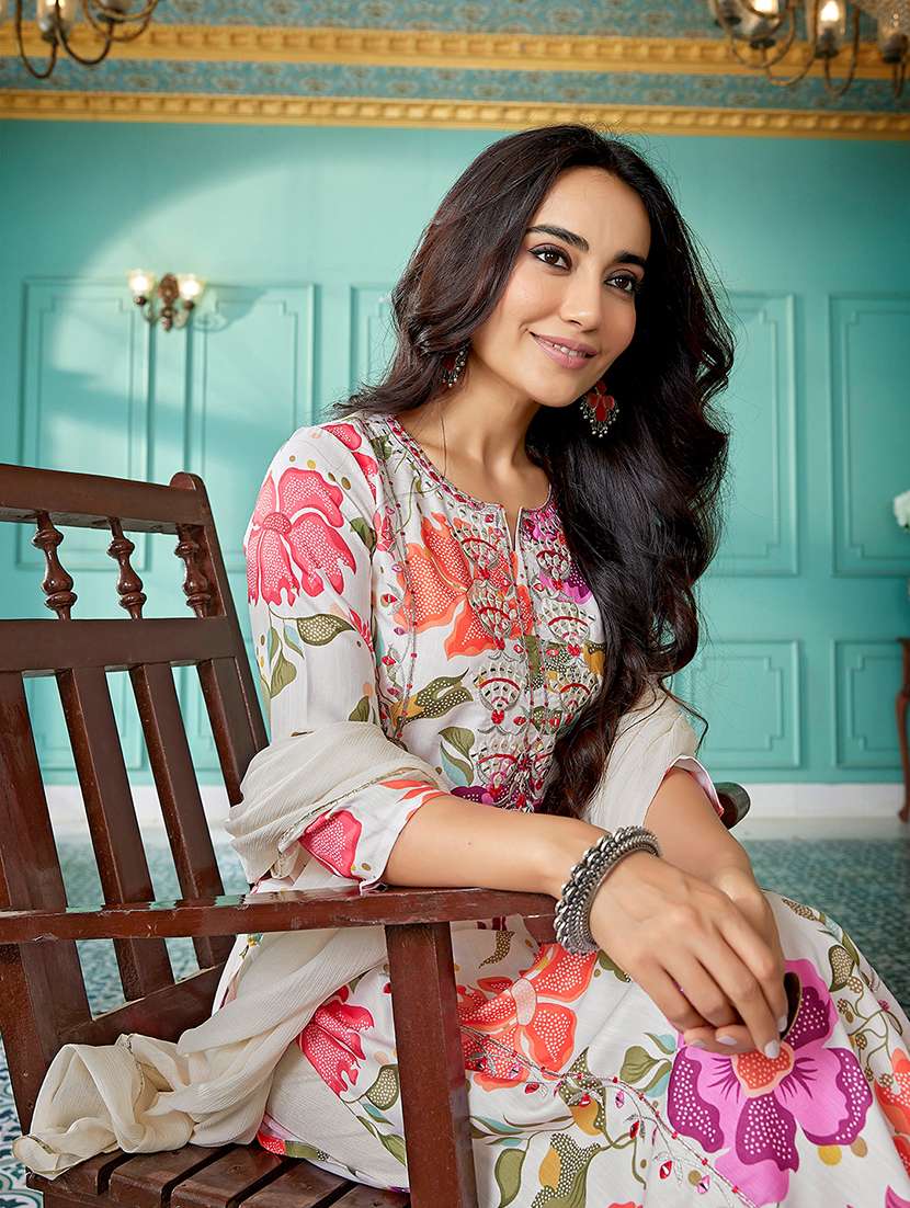 women printed three quarter sleeves kurta sharara set with dupatta - 22471829 -  Standard Image - 1
