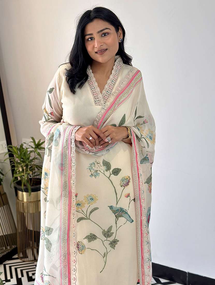 women beige suit set - 22471831 -  Standard Image - 1
